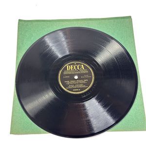 Decca Label Bing Crosby 78 Pass That Peace Pipe and Suspense